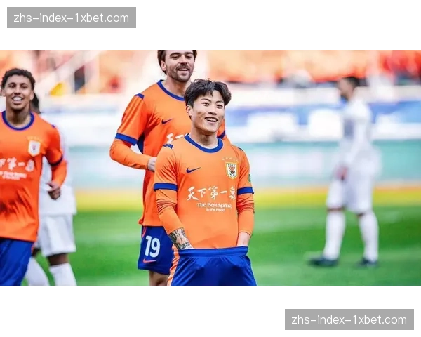 谢文能边路突破制造杀机 泰山年轻球员成长迅速