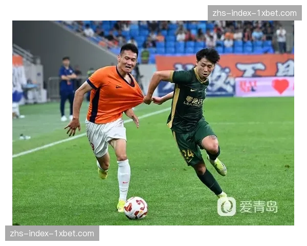 青岛海牛四后卫防线控球受压 斯特兰德贝里前场支点作用未能充分发挥