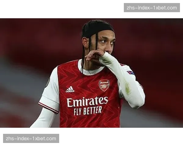 利兹联防守体系稳定性受损 比约尔撞伤未参加训练出战存疑